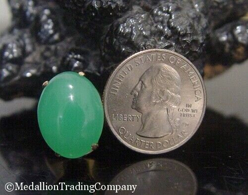 Antique 18k Solid Yellow Gold Chrysoprase Chalcedony Jade Green Oval Cabochon Ring