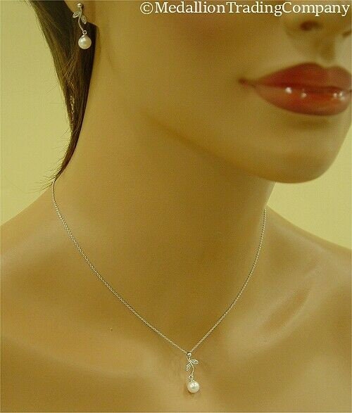 Art Deco Style 14k White Gold 6mm Akoya Pearl Necklace 16" Chain & Earrings Set