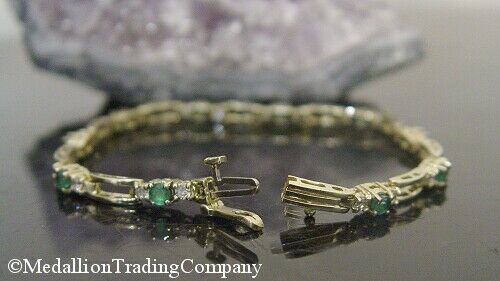 14k Yellow Gold 1.6 carat Emerald Diamond Line Rectangle Tennis Bracelet 11.15 g