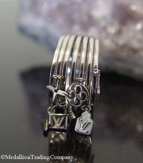 18k white gold lv alhambra dangle charm stack 9mm wide multi band ring size 8