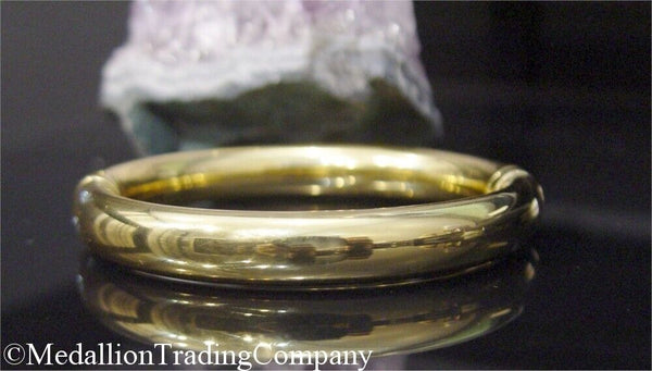 Milor 14K Yellow Gold Resin 11mm Large Plain Clamper Hinged Bangle Bracelet