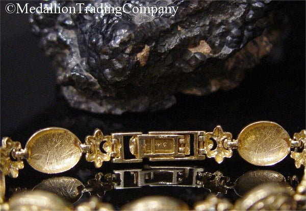 14k Solid Yellow Gold Etruscan Roman Oval Fleur De Lis Link Bracelet