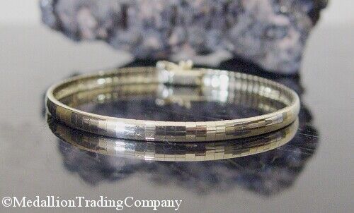 Classic 14K Solid Yellow Gold 4 mm Domed Omega Bangle Bracelet 7 Inch 11.4 grams