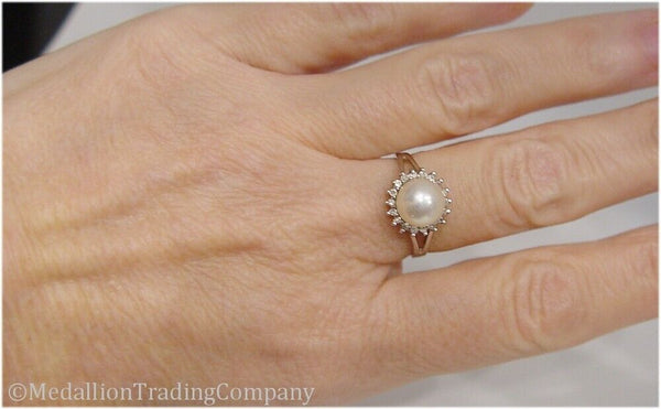 14k White Gold .18 Carat Diamond Button Mabe Pearl Halo Ring 11mm